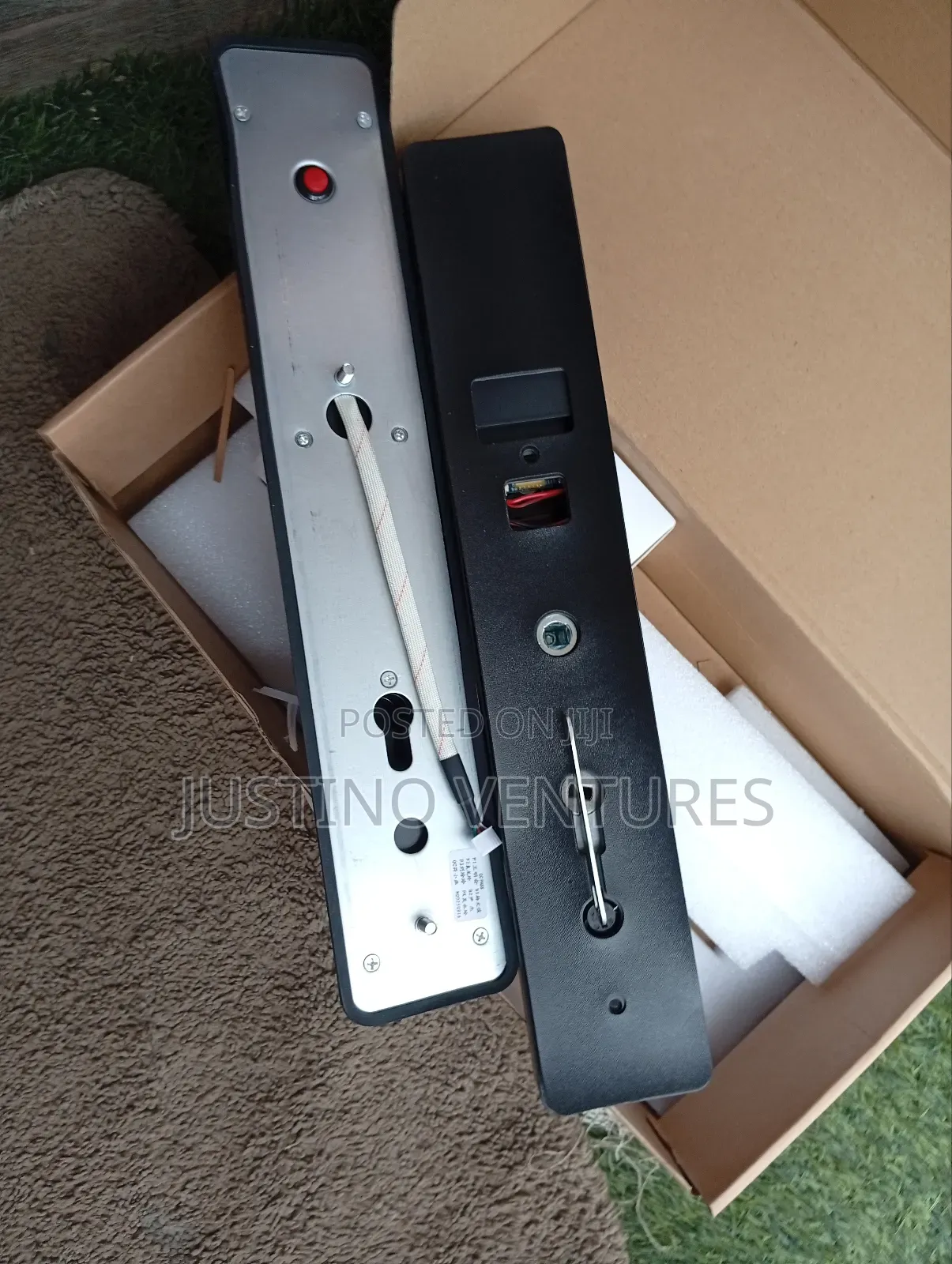  Smart Door Lock