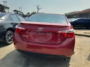 Toyota Corolla S Plus 4dr Sedan (1.8L 4cyl CVT) 2016 Burgundy