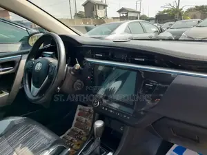 Toyota Corolla S Plus 4dr Sedan (1.8L 4cyl CVT) 2016 Burgundy