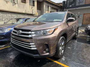 Toyota Highlander Limited 4x4 V6 (3.5L 6cyl 8A) 2017 Brown