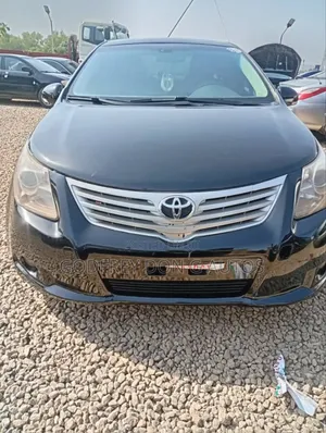 Toyota Avensis 2012 Black