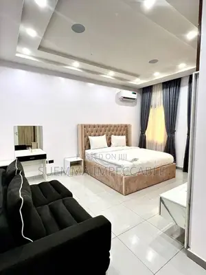 Waterfront 4 Bedroom Terrace Duplex - Shortlet