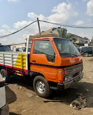 Toyota Dyna 150 Tokunbo Standard Register1998 Model 2.4l Petrol Engine