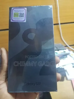New Samsung Galaxy S22 5G 256 GB Black
