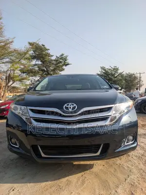 Toyota Venza LE 4dr Wagon AWD (2.7L 4cyl 6A) 2015 Gray