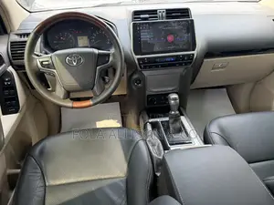 Toyota Land Cruiser Prado 2019 Black