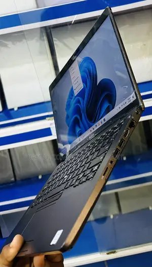 Laptop Dell Latitude 5400 8GB Intel Core i5 SSD 256GB