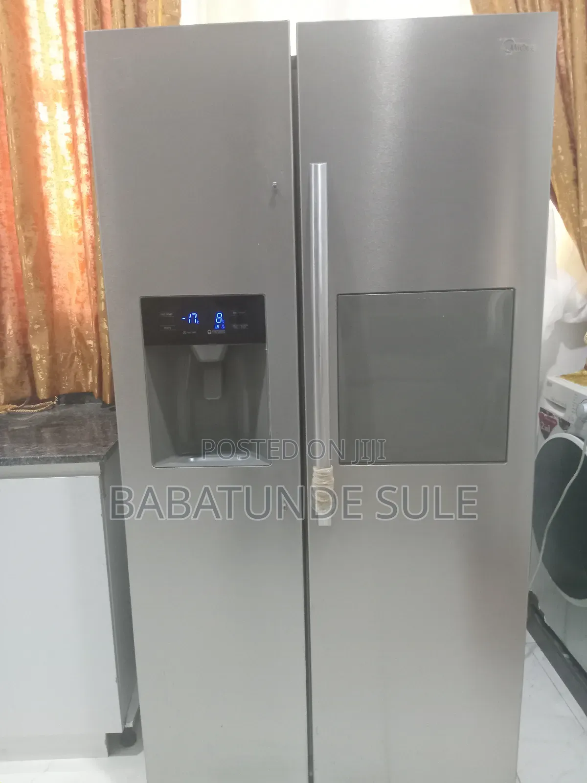 Refrigerator