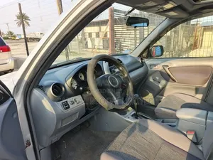 Toyota RAV4 Automatic 2003 Silver