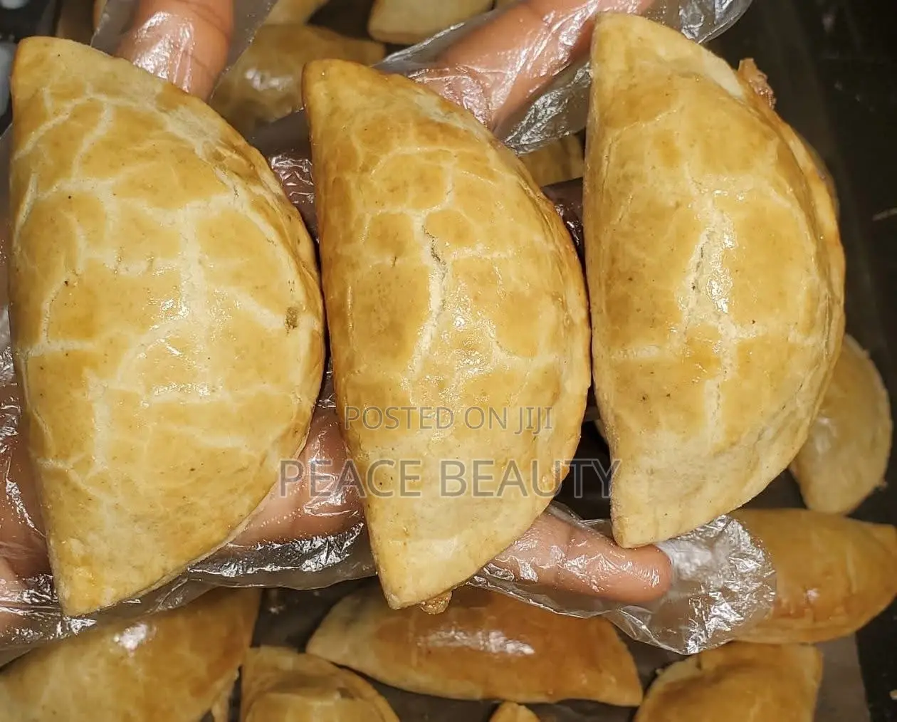 Cakes,Pastries And Small Chops