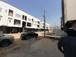 2bdrm Block of Flats in Paradise, Katampe (Main) for sale