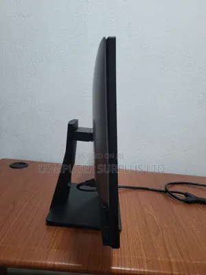 Desktop Computer Dell OptiPlex 7450 16GB Intel Core I7 SSD 256GB