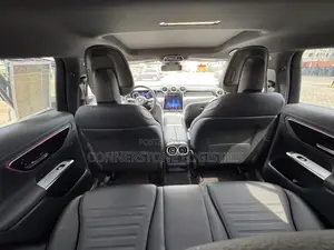 New Mercedes-Benz GLC-Class GLC 300 4MATIC AWD 2024 Silver