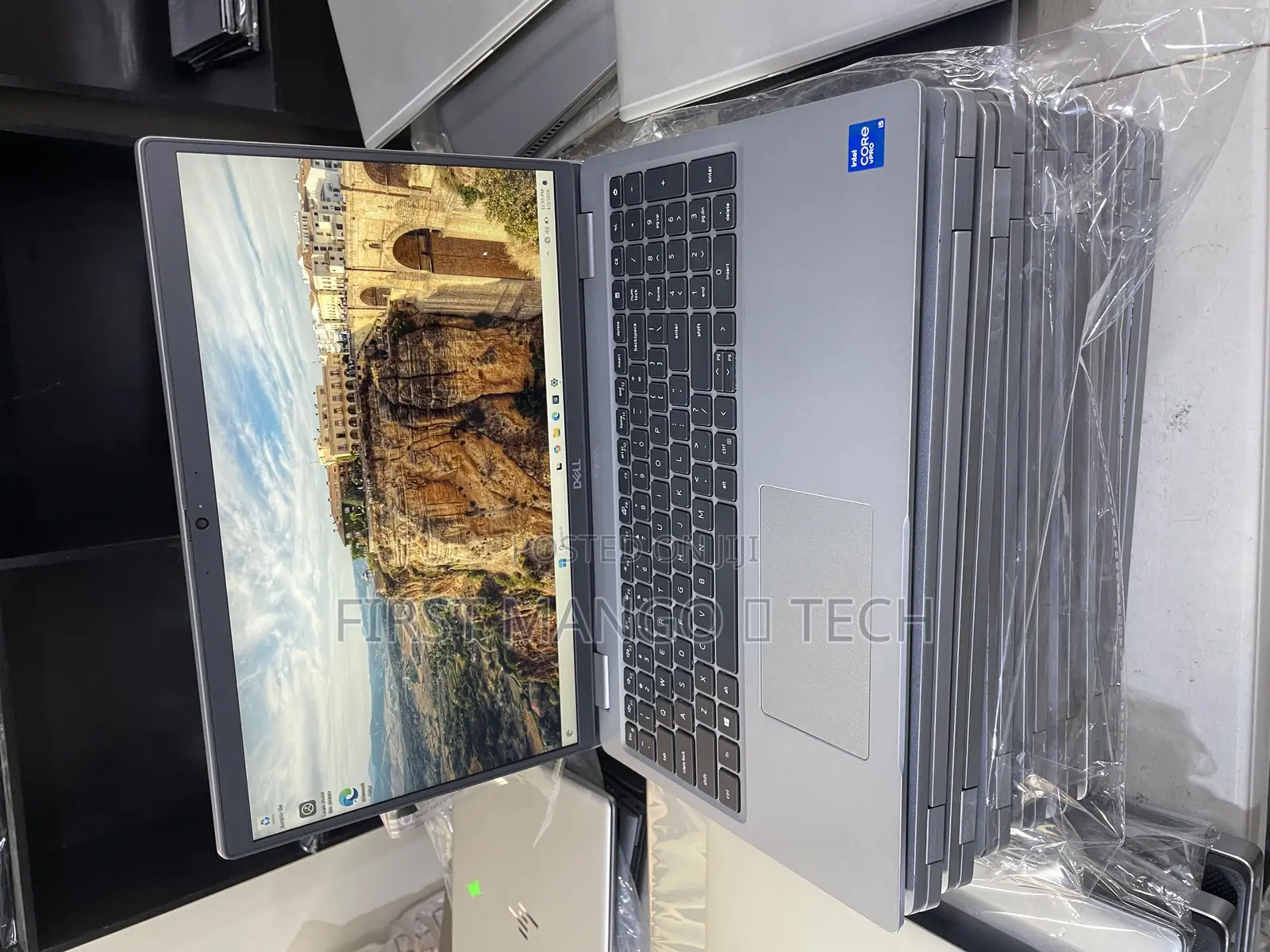 Laptop Dell Precision 3561 16GB Intel Core i5 SSD 256GB