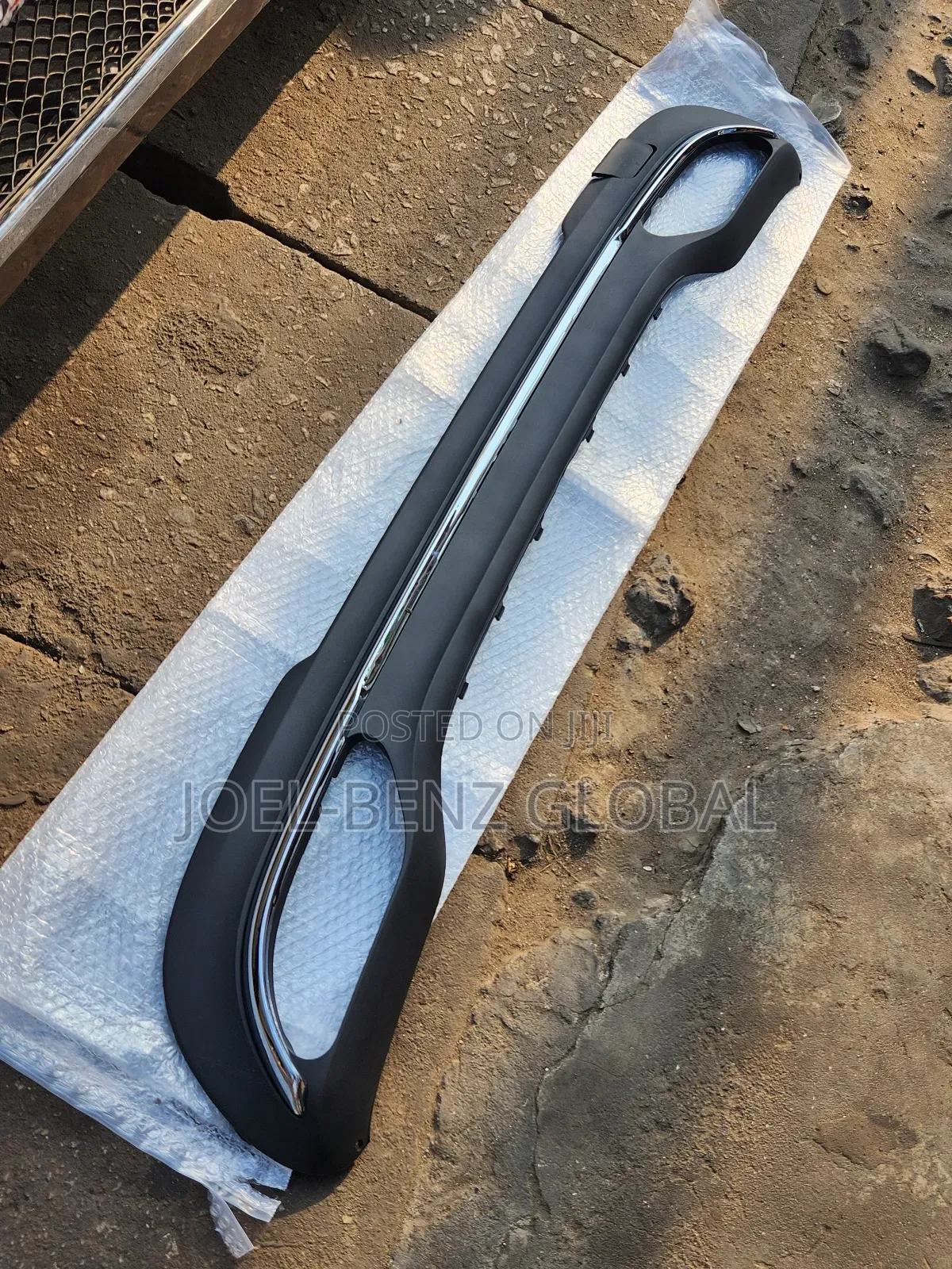 E350 2014 Back Bumper Down Padded