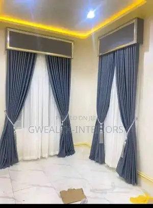 Complete Curtain With Board