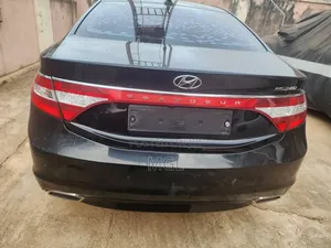Hyundai Grandeur 2015 Black
