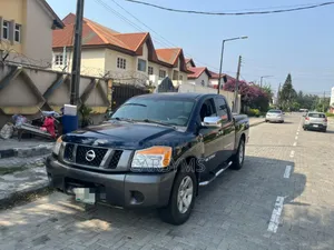 Nissan Frontier Crew Cab SE 4x4 Long 2010 Blue