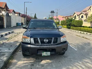 Nissan Frontier Crew Cab SE 4x4 Long 2010 Blue