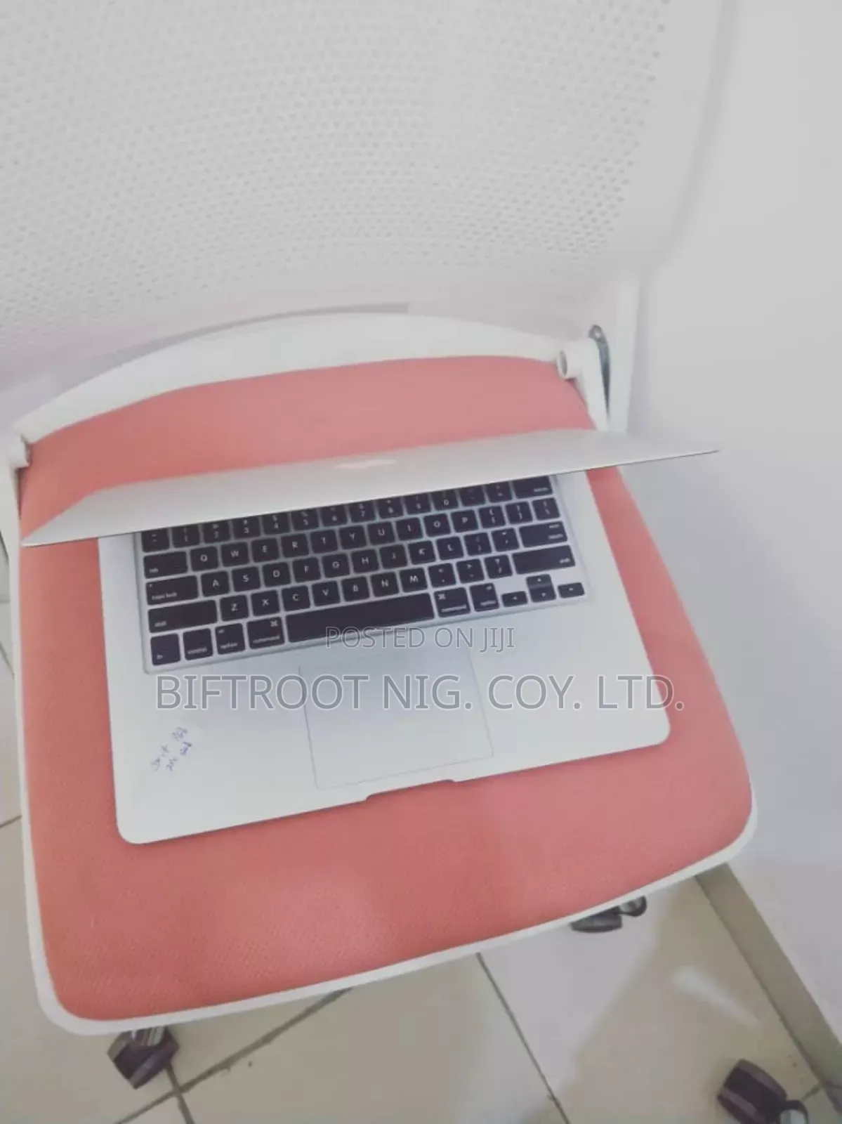 Laptop Apple MacBook Air 2015 8GB Intel Core i5 SSD 256GB