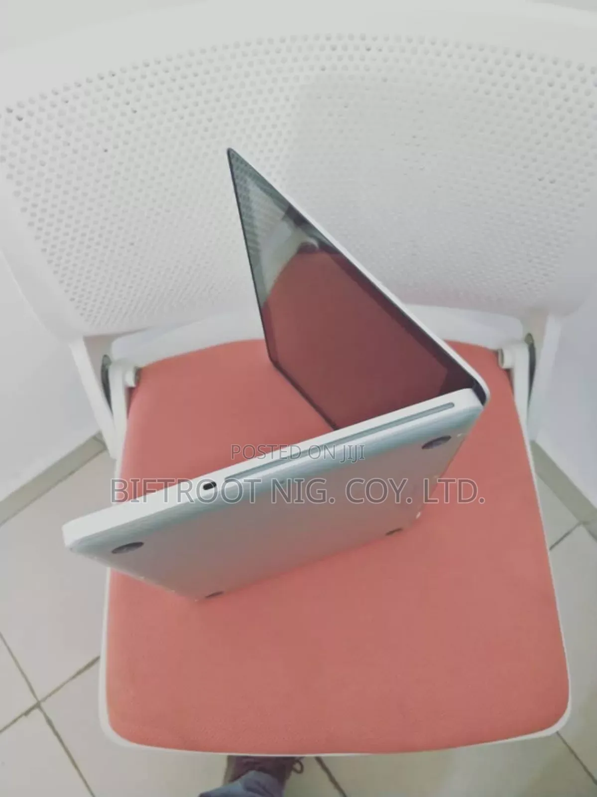 Laptop Apple MacBook 2012 8GB Intel Core i5 SSD 500GB