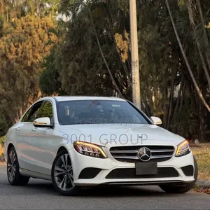 Mercedes-Benz C300 2020 White