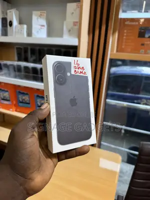 New Apple iPhone 16 128 GB Black