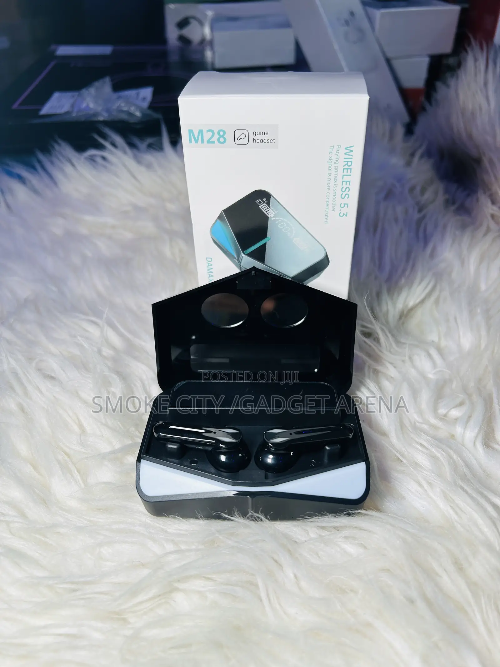 M28 Bluetooth Earbuds