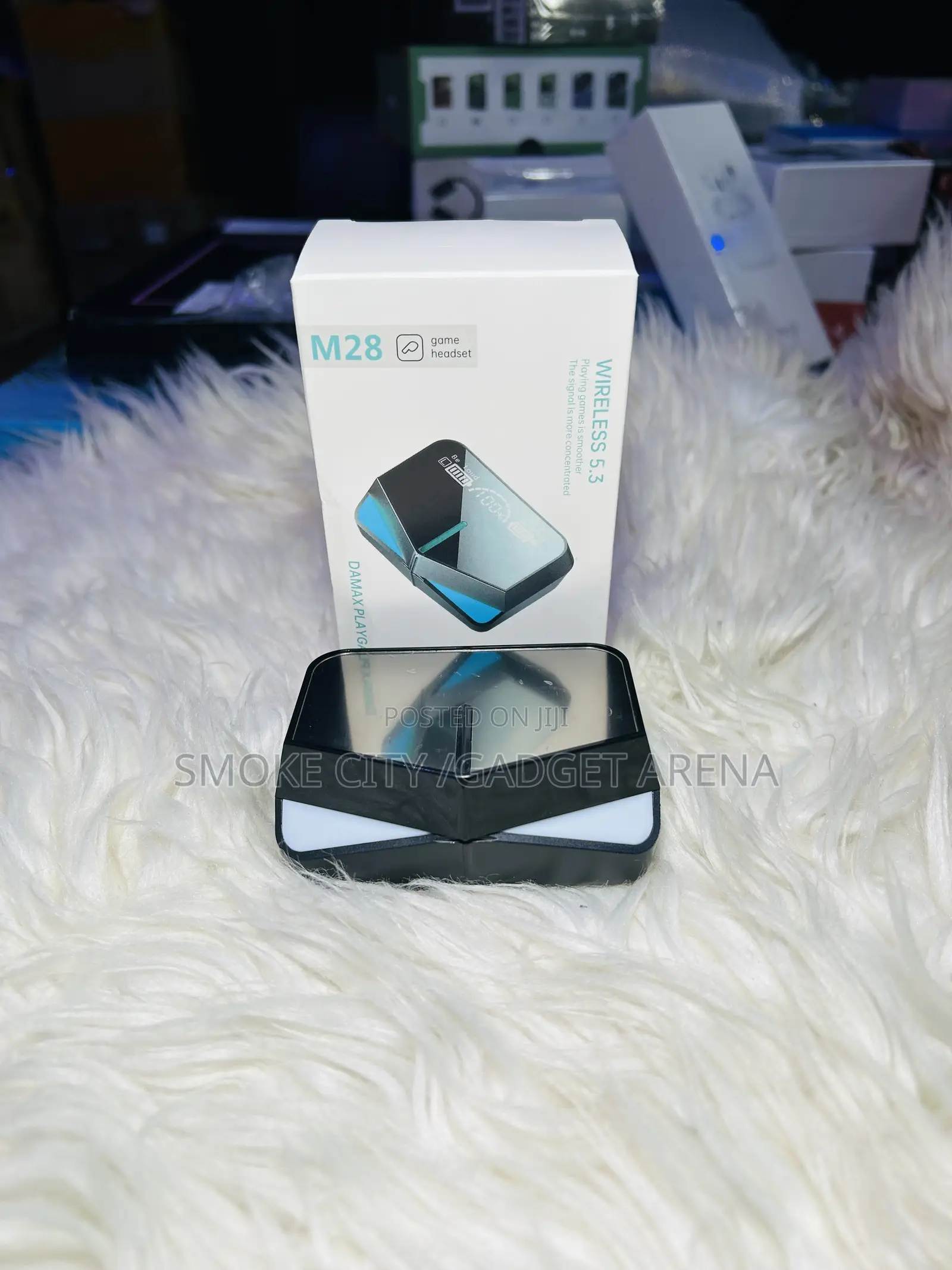 M28 Bluetooth Earbuds