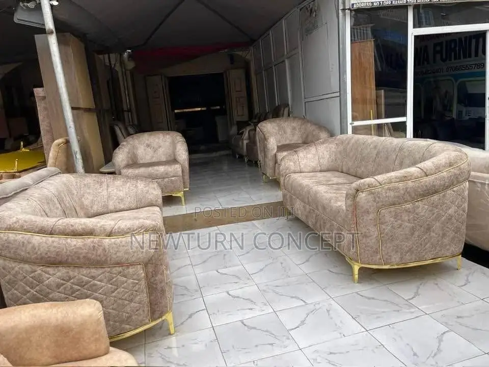 7 Sitters Sofas