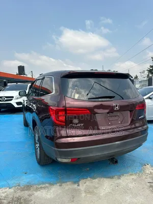 Honda Pilot Touring AWD 2018 Red