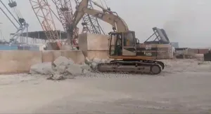 Hire a Good Excavator for Demolition