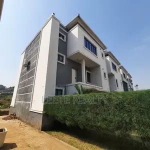 4bdrm Townhouse/Terrace in Maitama for sale