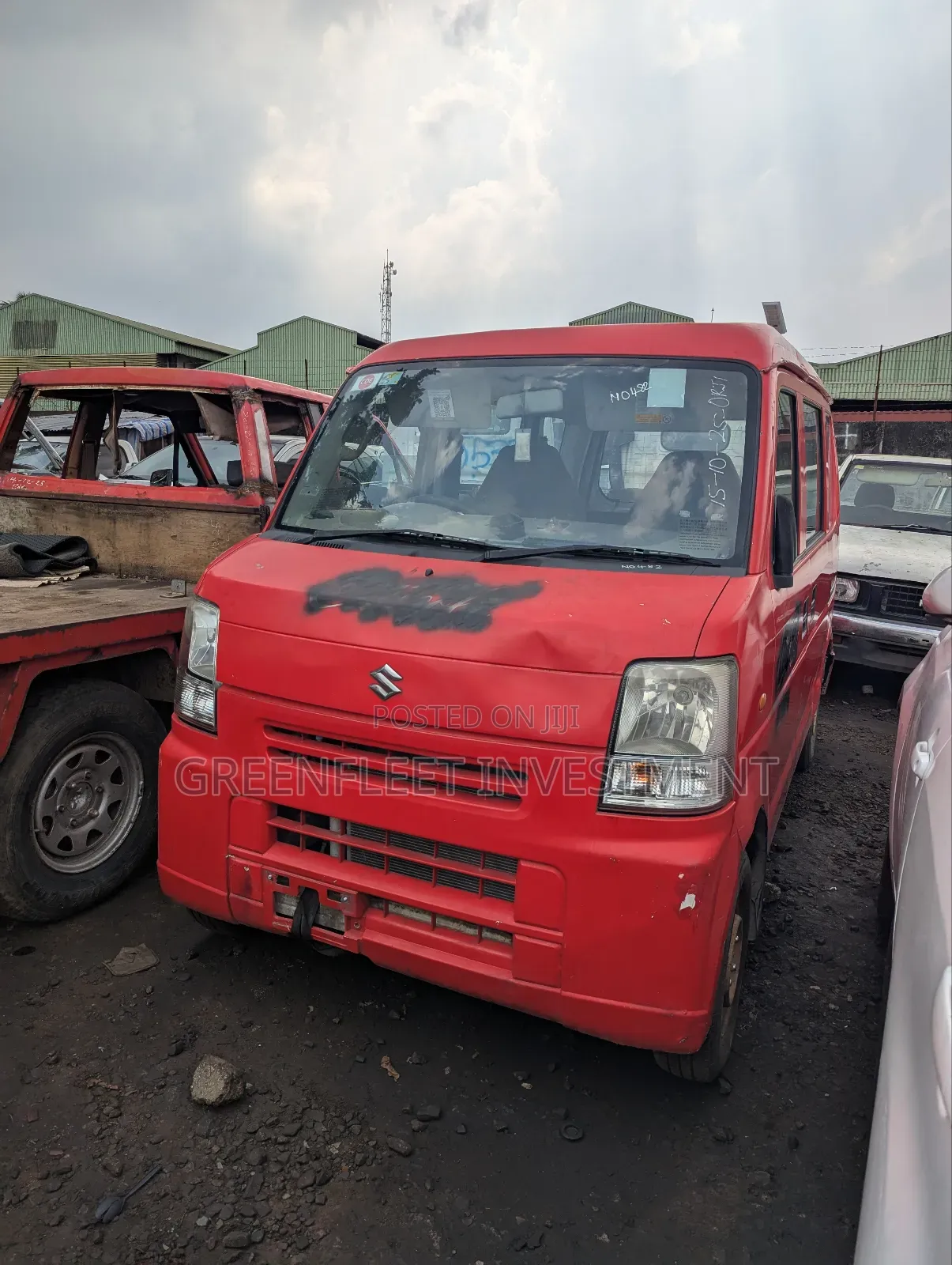 Suzuki APV Minibus 2012 Red
