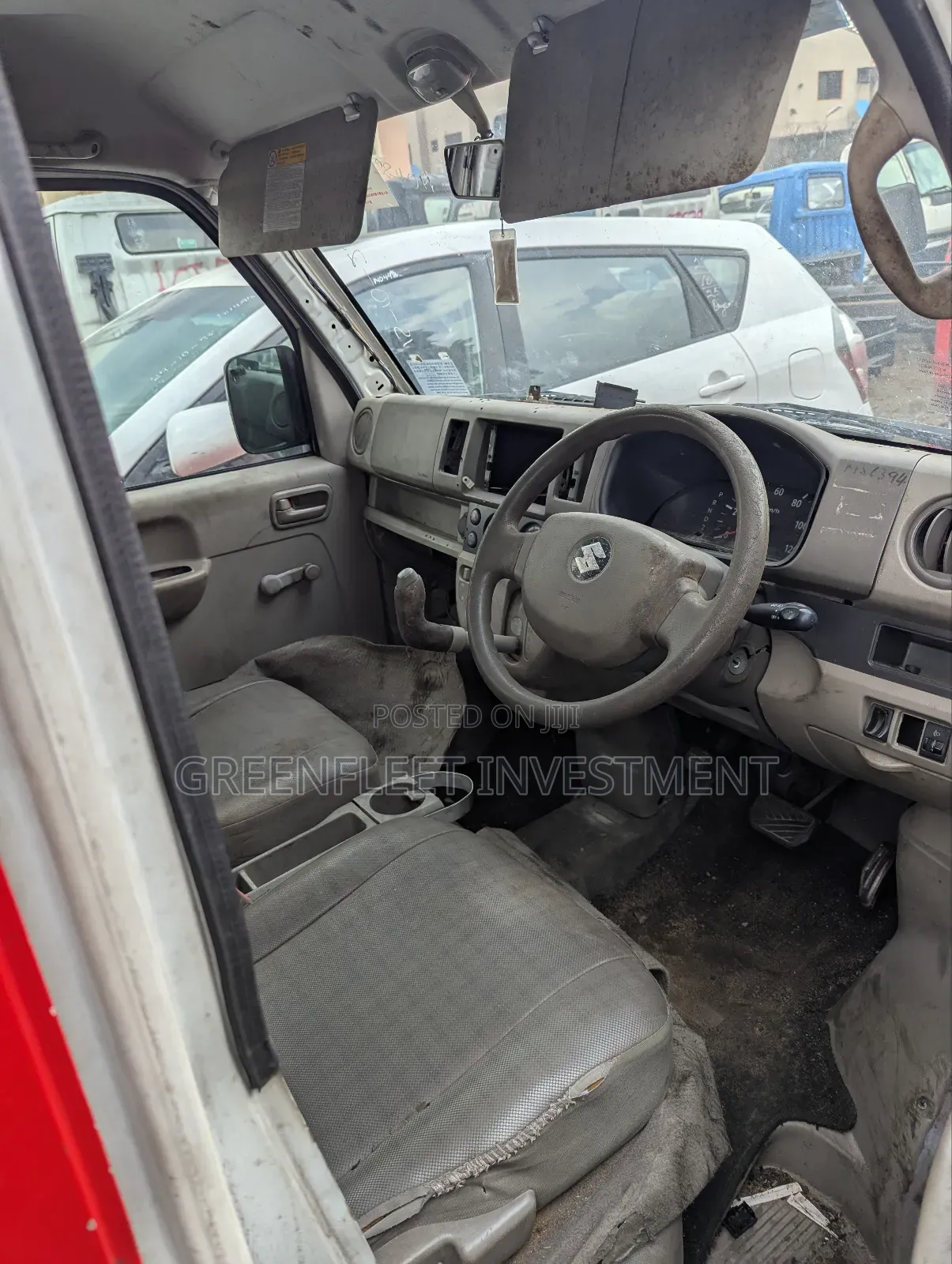 Suzuki APV Minibus 2012 Red