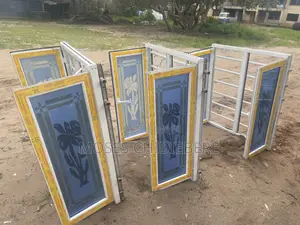 Frameless/Structural Windows