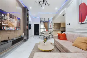 Beautiful 2 Bedroom Apartment