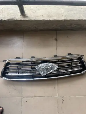 Front Grill Highlander 2008 Model