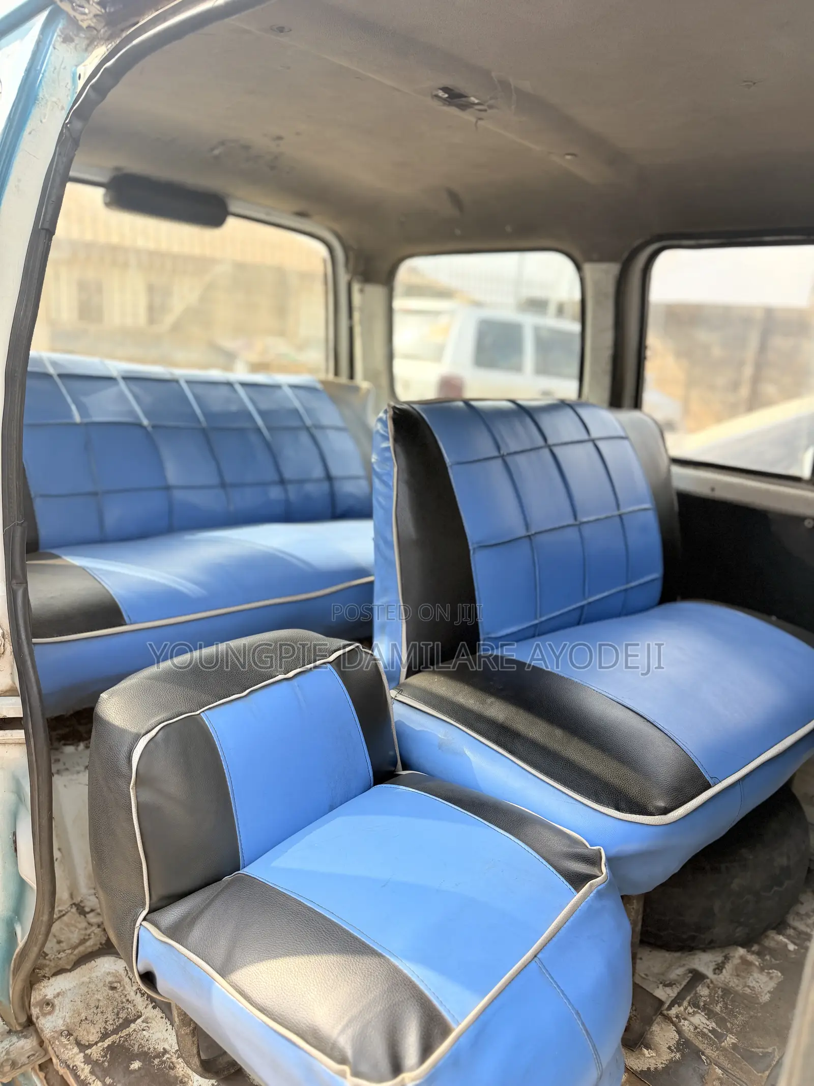Suzuki APV Minibus 2010 Blue