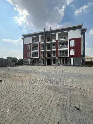 3bdrm Apartment in Gwarinpa for sale