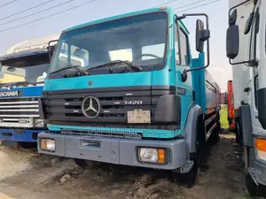 Clean Mercedes Benz 1420 Pickup Truck