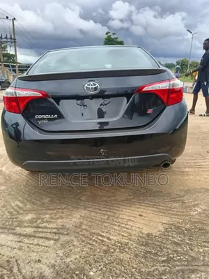 Toyota Corolla 2016 Black