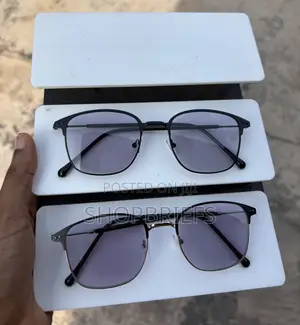 Photochromic Glasses