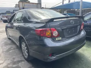 Toyota Corolla S 4dr Sedan (1.8L 4cyl 4A) 2010 Gray