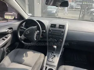 Toyota Corolla S 4dr Sedan (1.8L 4cyl 4A) 2010 Gray