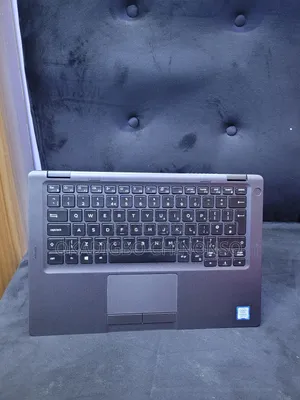 Laptop Dell Latitude 5300 8GB Intel Core I5 SSD 256GB