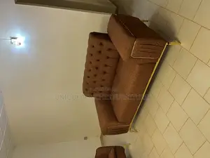 Luxurious Executive Brown Living Room Sofa