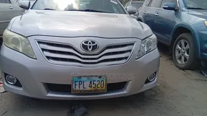 Toyota Camry LE 4dr Sedan (2.5L 4cyl 6A) 2011 Silver