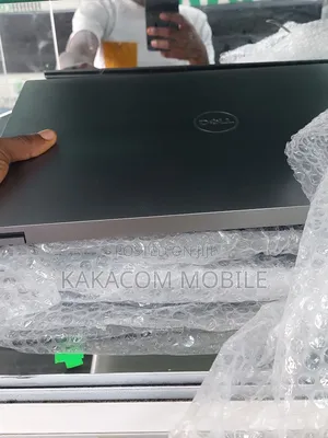 Laptop Dell Precision 5680 6GB Intel Core i9 SSHD (Hybrid) 1T
