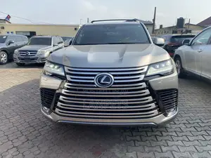 Lexus LX 600 2024 Gold
